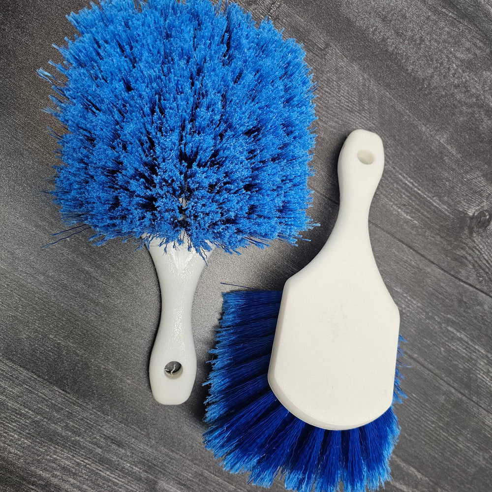 Hi Tech Body Brush 9" Blue Super Soft Fender